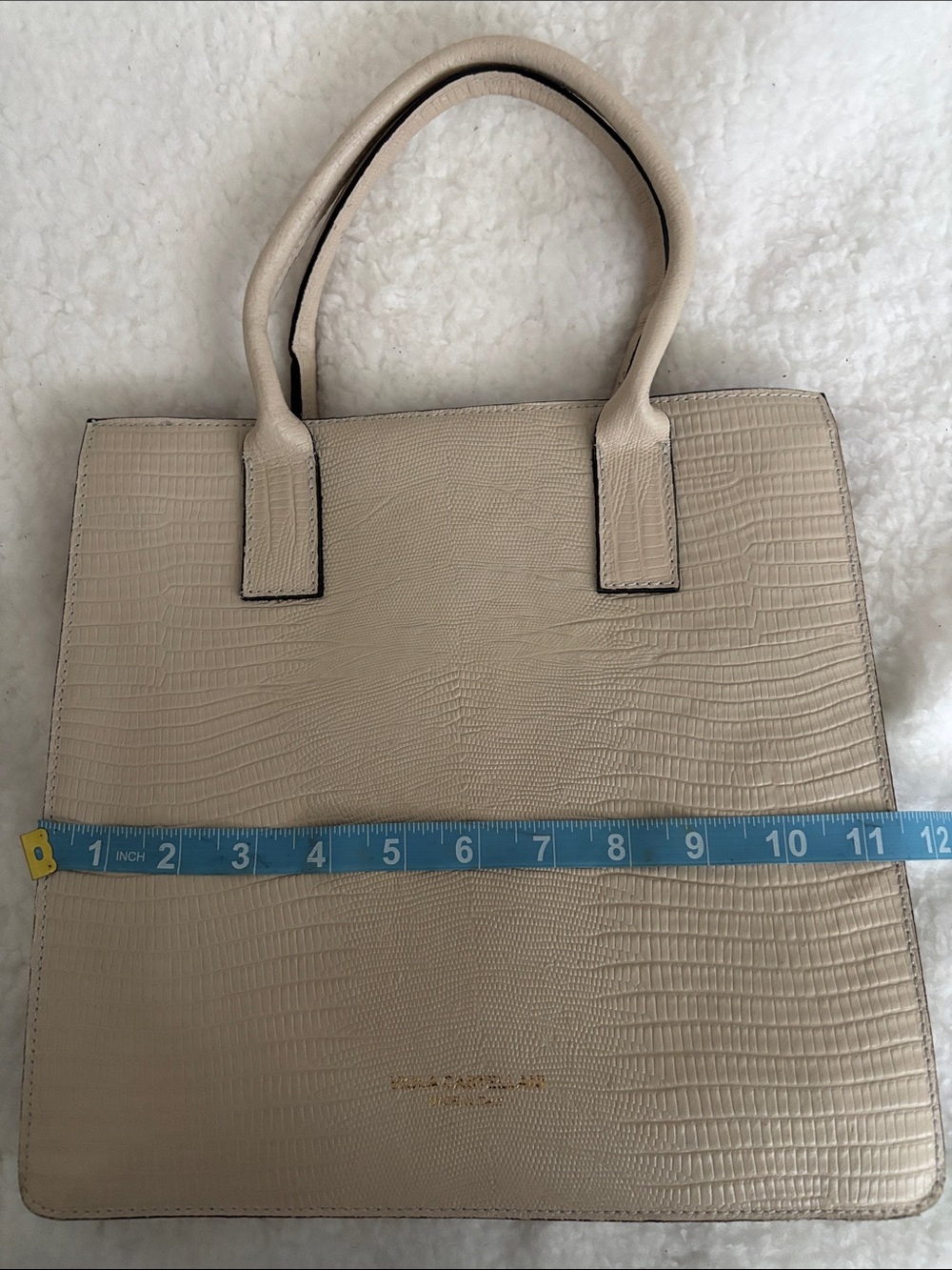 Beige Croc-Embossed Structured Tote Bag with Crossbody Strap - Picture 8 of 11
